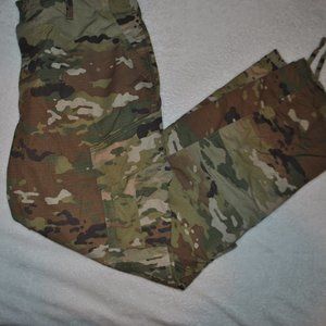 OCP Pants ACU Size LARGE REGULAR